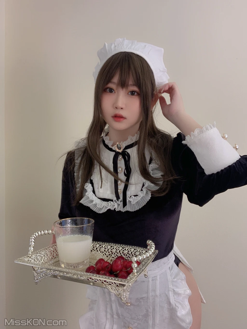 Coser@peach girl is Yichang – Maid Curator