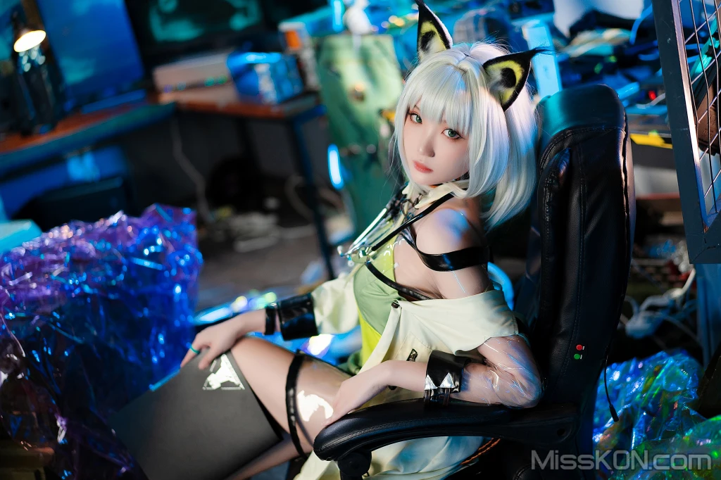 Coser@瓜希酱: 明日方舟 凯尔希 (Kal’tsit) (21 photos) – Page 2