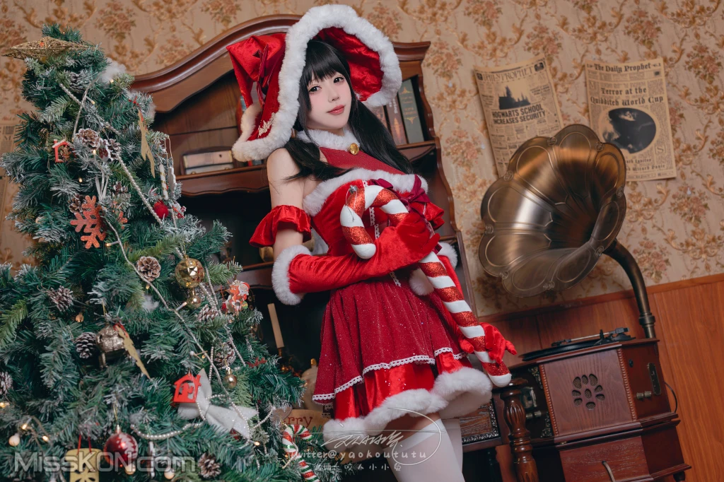 Coser@黏黏团子兔: 魔女圣诞夜 (70 photos )(4)