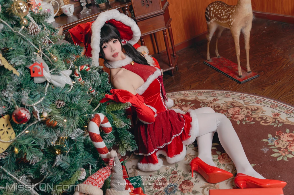 Coser@黏黏团子兔: 魔女圣诞夜 (70 photos )  photo 1-18