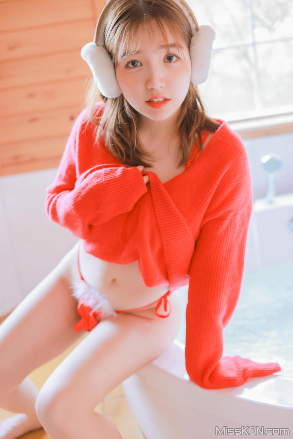 [SWEETBOX] YOONVELY: SWTB Vol.26 – Santa Girl (82 photos )