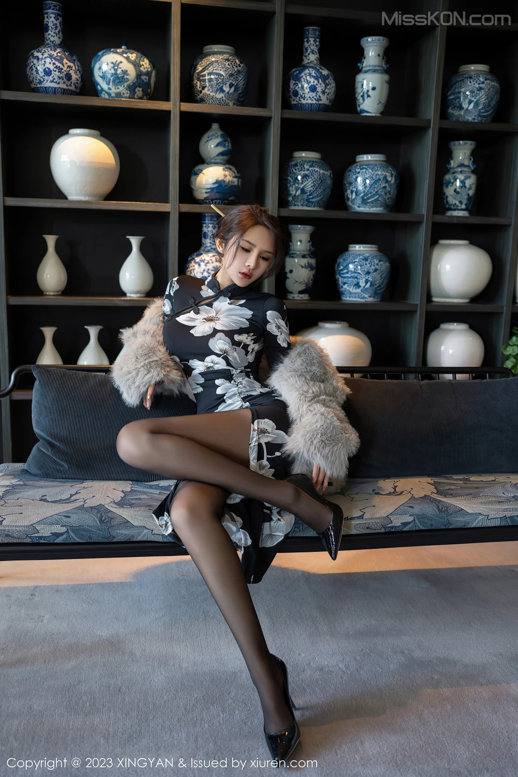 XingYan Vol.221: Emily尹菲 (82 photos) – Page 2