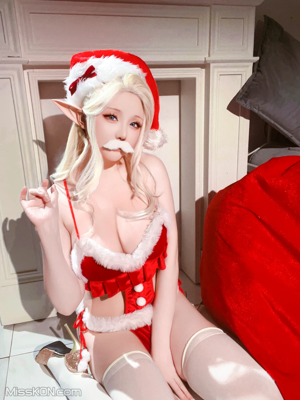 Coser@星之迟迟Hoshilily: 圣诞精灵篇B 圣诞老人 (106 photos + 1 video) – Page 11