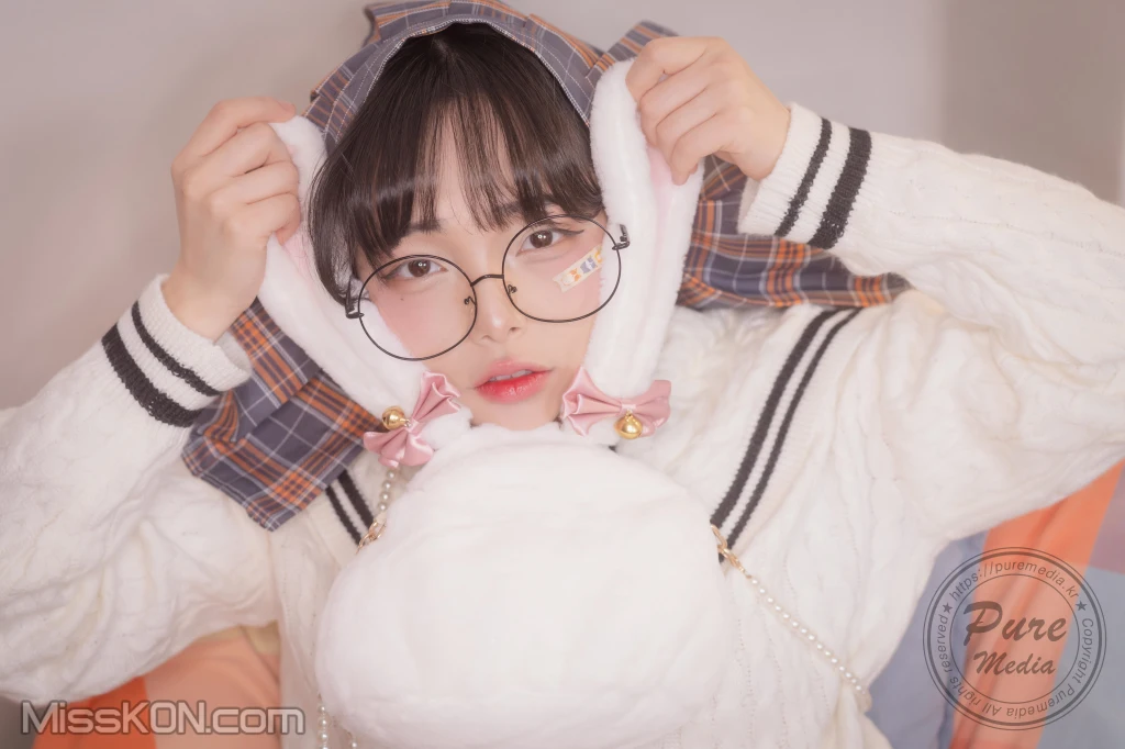 Pure Media Vol.276: Jelly (젤리) – Girl Trapped in a Rooftop Room (139 photos) – Page 4