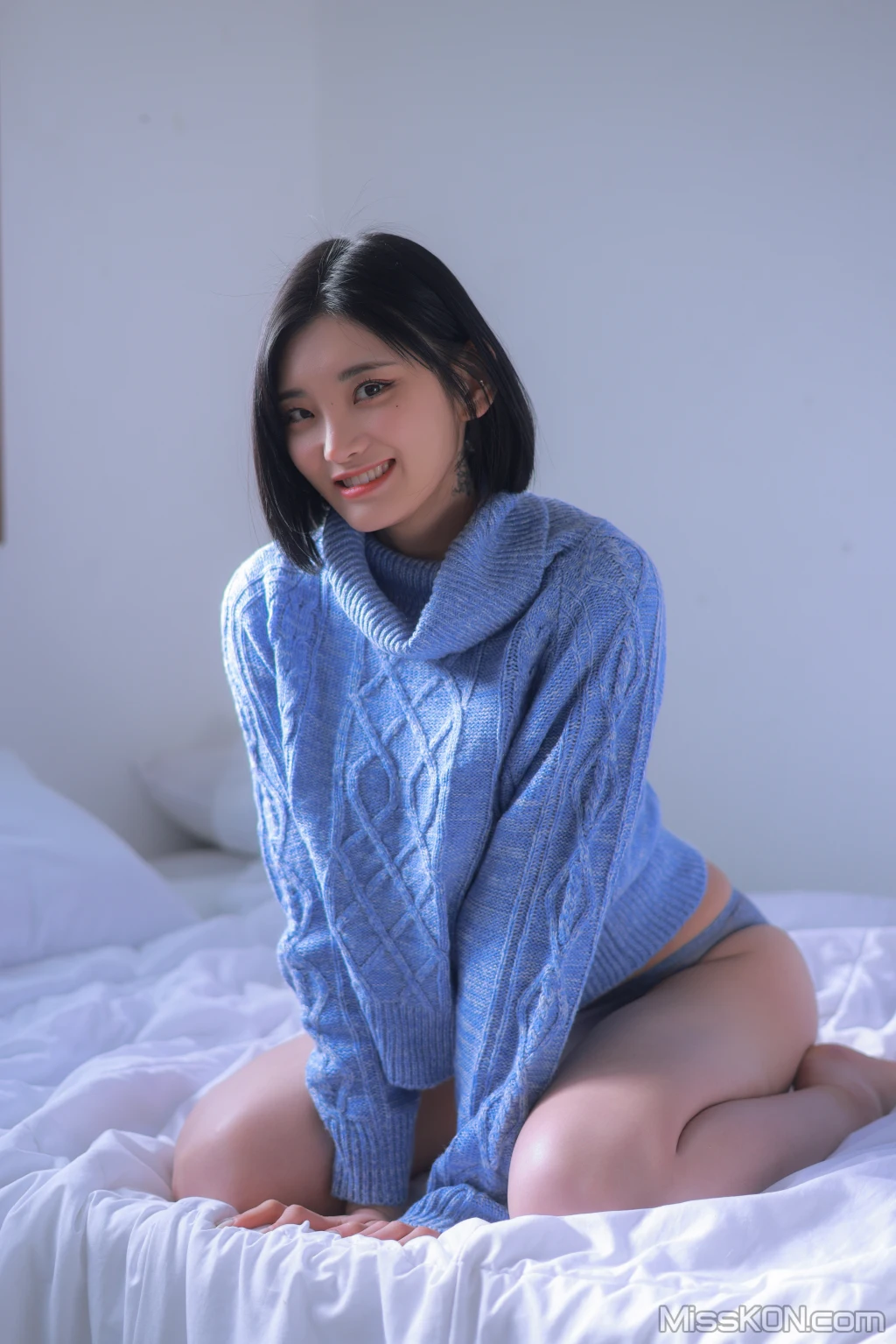 Sula (설아): Blue (169 photos + 2 videos) – Page 6