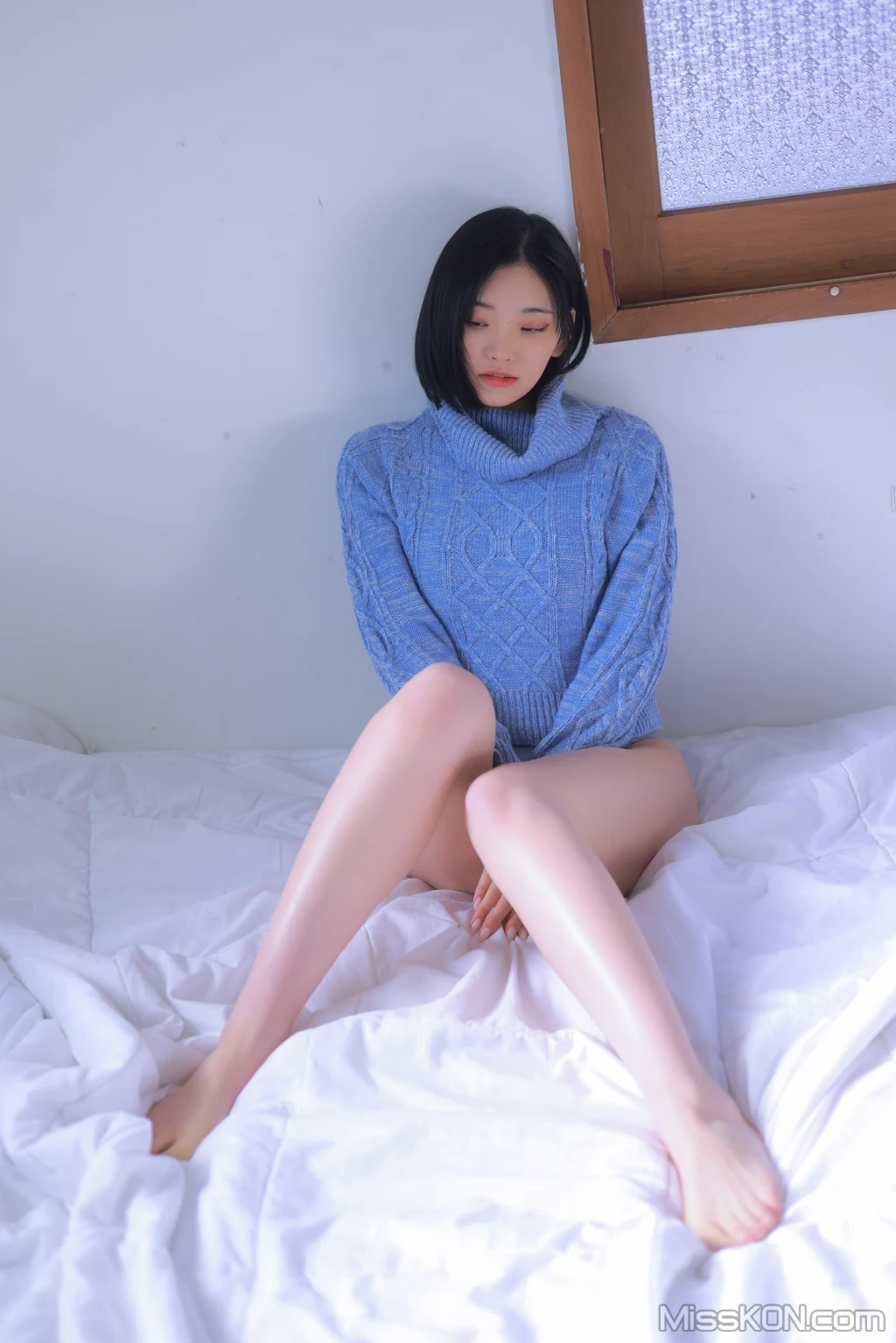 Sula (설아): Blue (169 photos + 2 videos) – Page 10