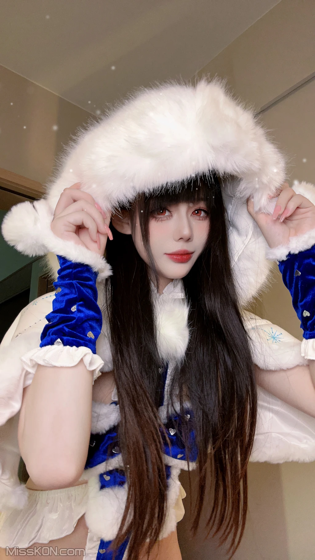 Coser@九言: 圣诞礼物自拍 (30 photos + 6 videos) – Page 3