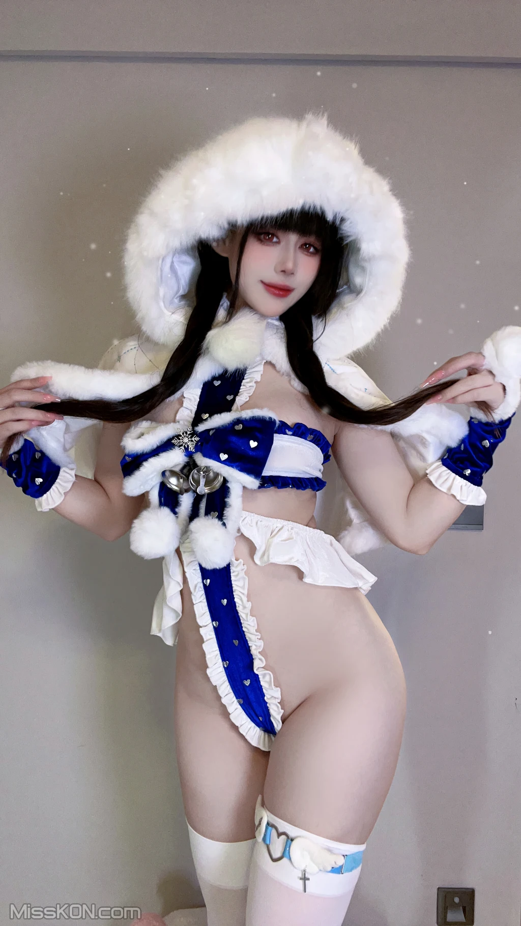 Coser@九言: 圣诞礼物自拍 (30 photos + 6 videos) – Page 3