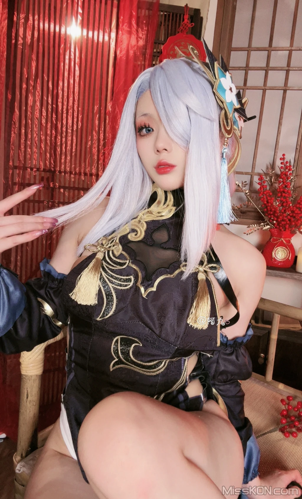 Coser@九言: 甘雨海灯节礼服单人版 (43 photos )