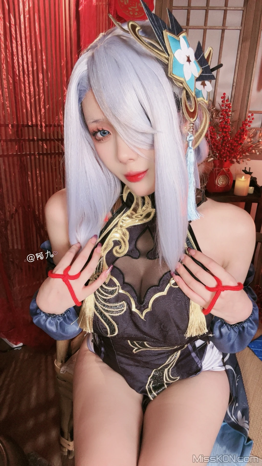 Coser@九言: 甘雨海灯节礼服单人版 (43 photos )
