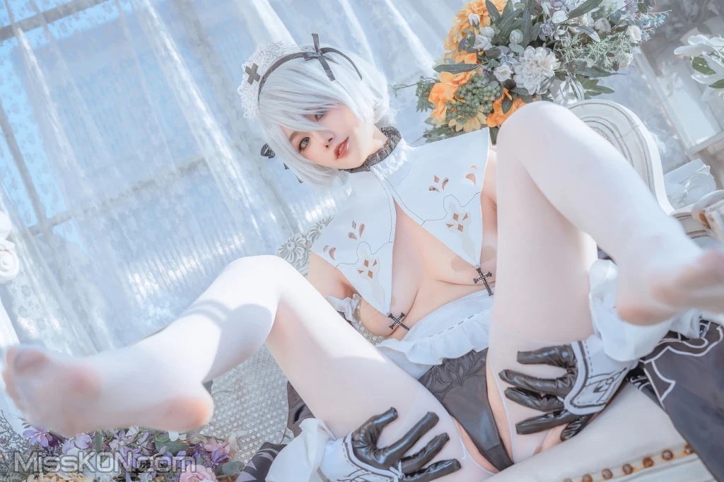 Coser@桃良阿宅: 女仆2b (40 photos)
