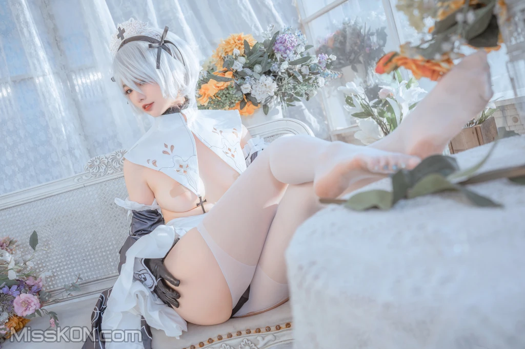 Coser@桃良阿宅: 女仆2b (40 photos)