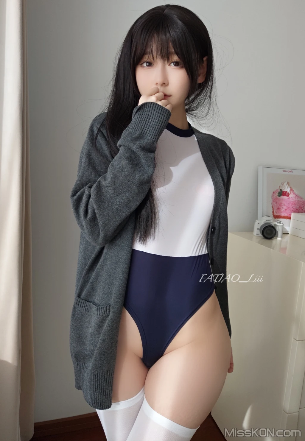 Coser@发条少女 (迷之呆梨): 2023 12月fantia会员订阅合集(7套) (127 photos)
