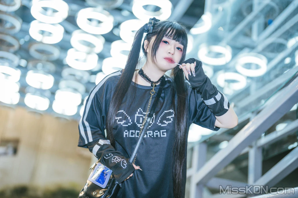 Coser@落落Raku: 城市女孩 (47 photos) – Page 3