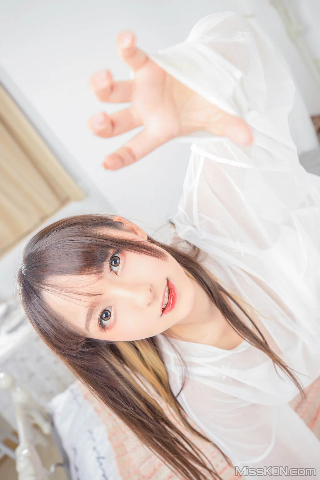 Coser@神楽坂真冬 Vol.066: 绝对企画-猫脚女仆《おかえり》 (150 photos + 2 videos) – Page 8