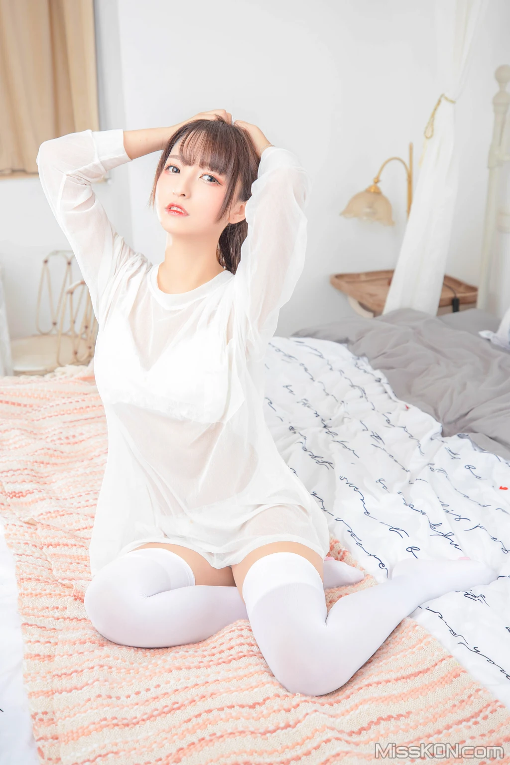 Coser@神楽坂真冬 Vol.066: 绝对企画-猫脚女仆《おかえり》 (150 photos + 2 videos) – Page 8