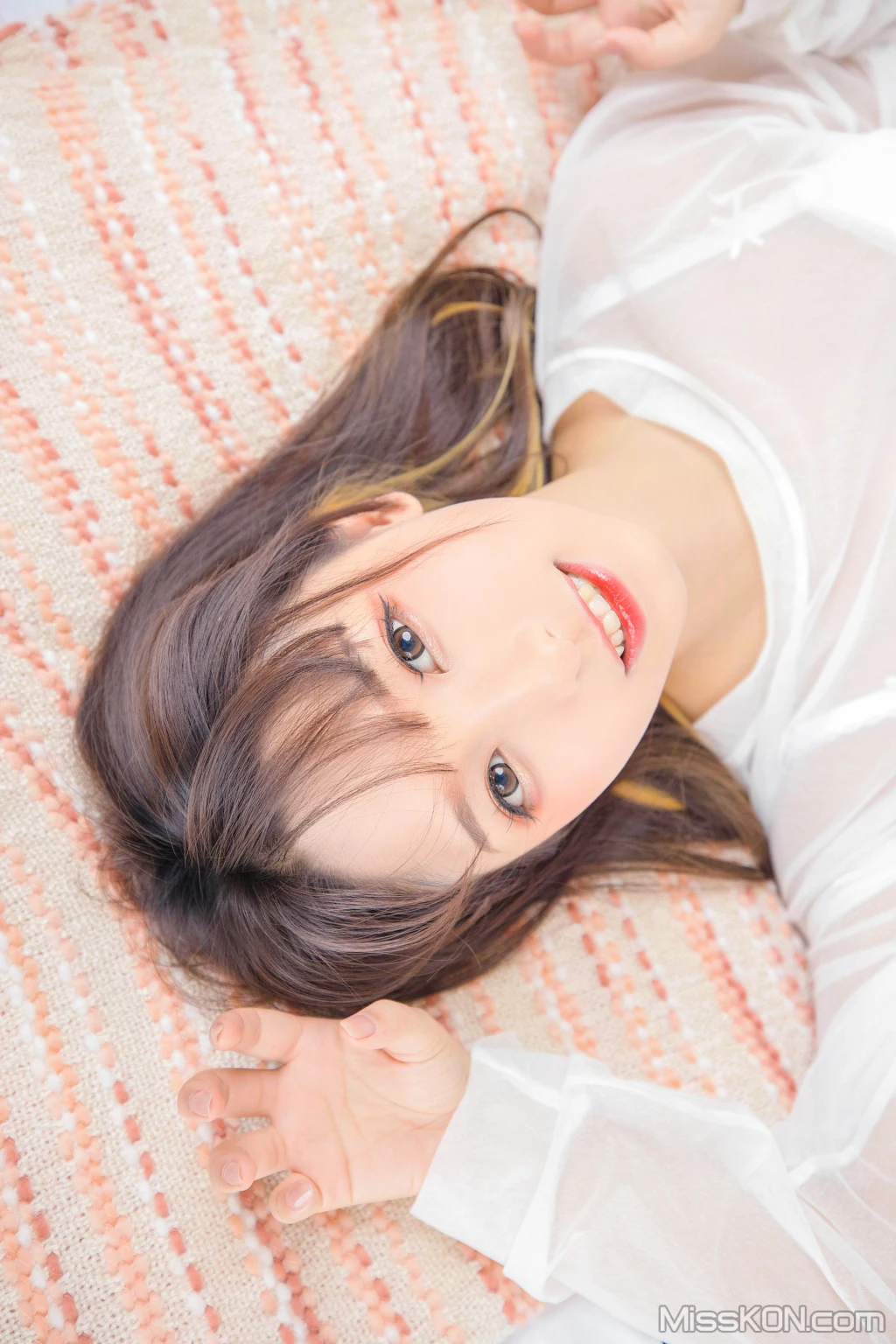 Coser@神楽坂真冬 Vol.066: 绝对企画-猫脚女仆《おかえり》 (150 photos + 2 videos) – Page 8