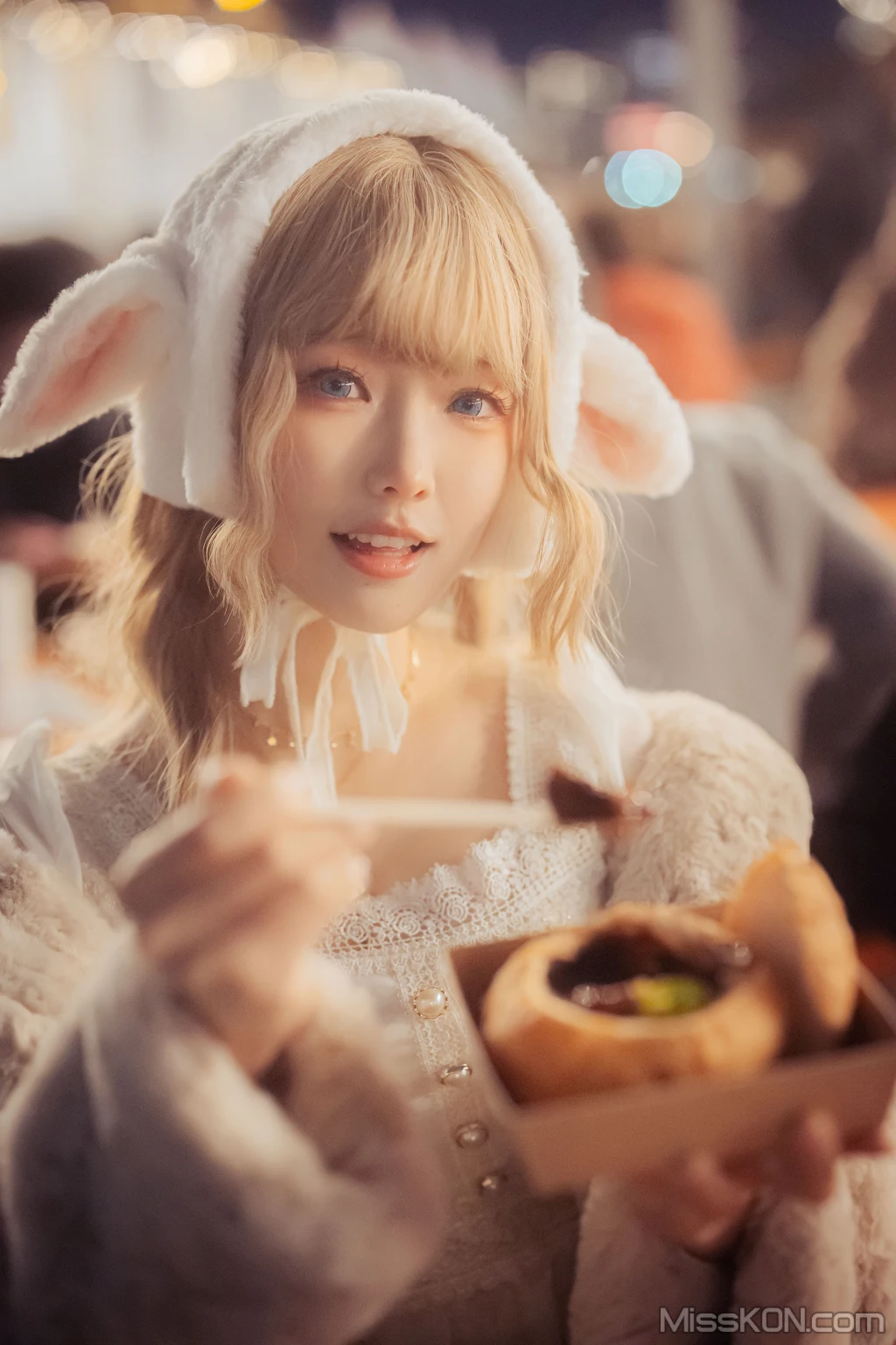 Coser@Ely_eee (ElyEE子): Winter Market Lamb (36 photos + 3 videos) – Page 4