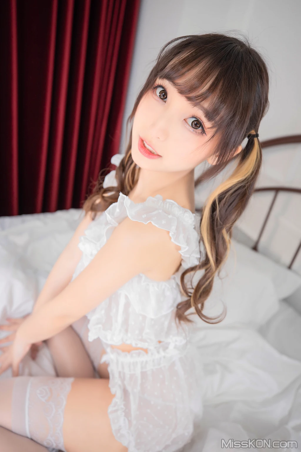 Coser@神楽坂真冬 Vol.067: 绝对企画-樱桃少女《トリック放題》 (150 photos + 2 videos) – Page 9