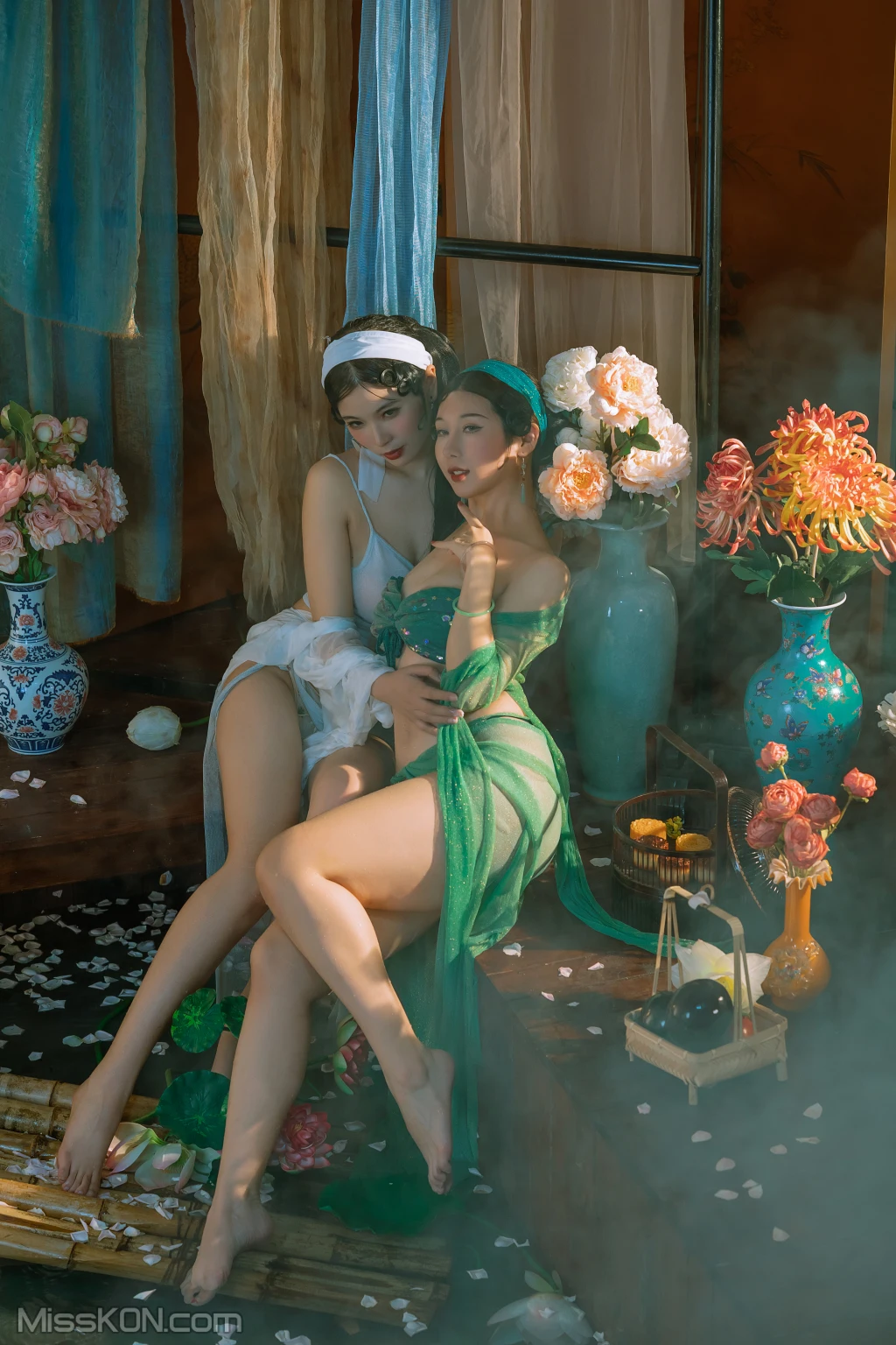 Coser@云溪溪 (Yunx1x1): 奶桃&amp;轩萧学姐 朝开暮落-上 (105 photos )