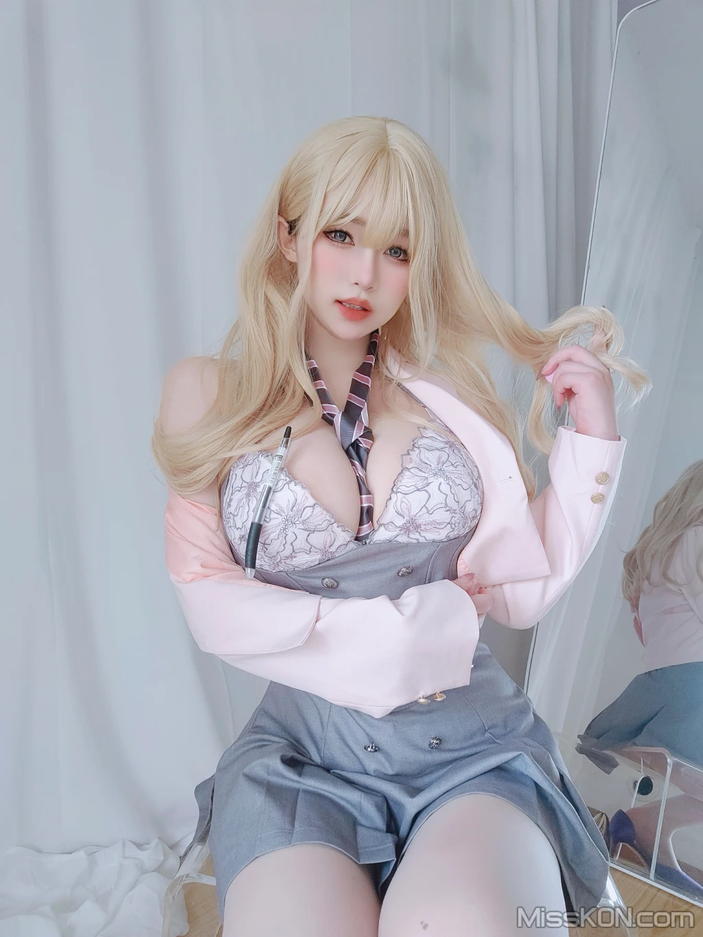 Coser@女主K: 催眠傲娇的前辈 (78 photos)