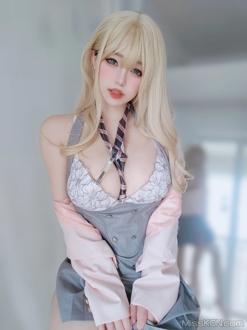 Coser@女主K: 催眠傲娇的前辈 (78 photos)