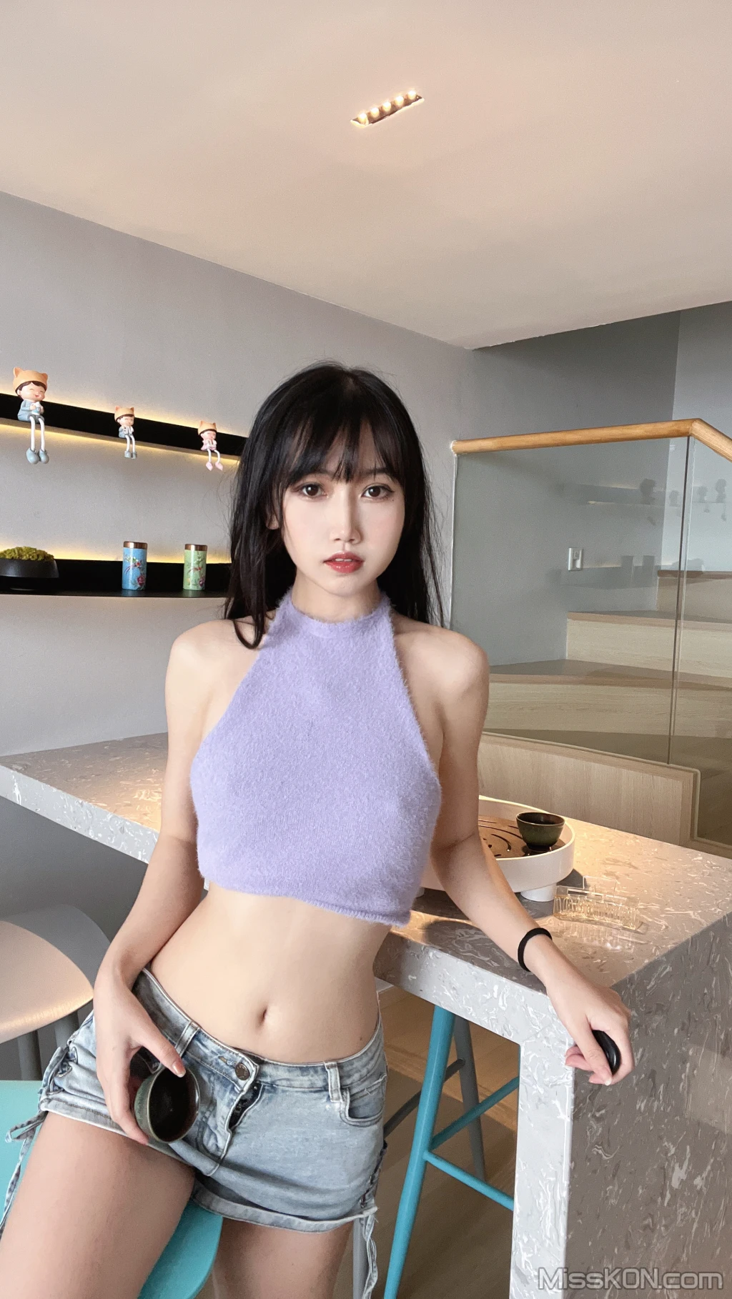 Coser@不呆猫: 紫色人妻日常 (33 photos )