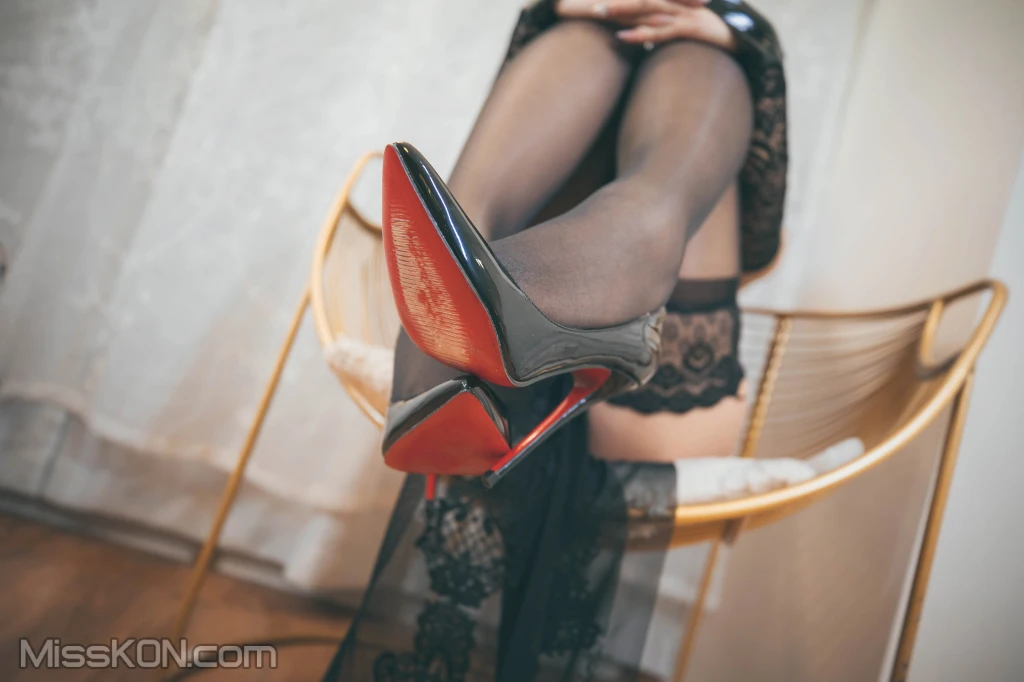 Coser@神楽坂真冬 Vol.068: 绝对企画-黑白旗袍《風と月》 (150 photos + 2 videos) – Page 14