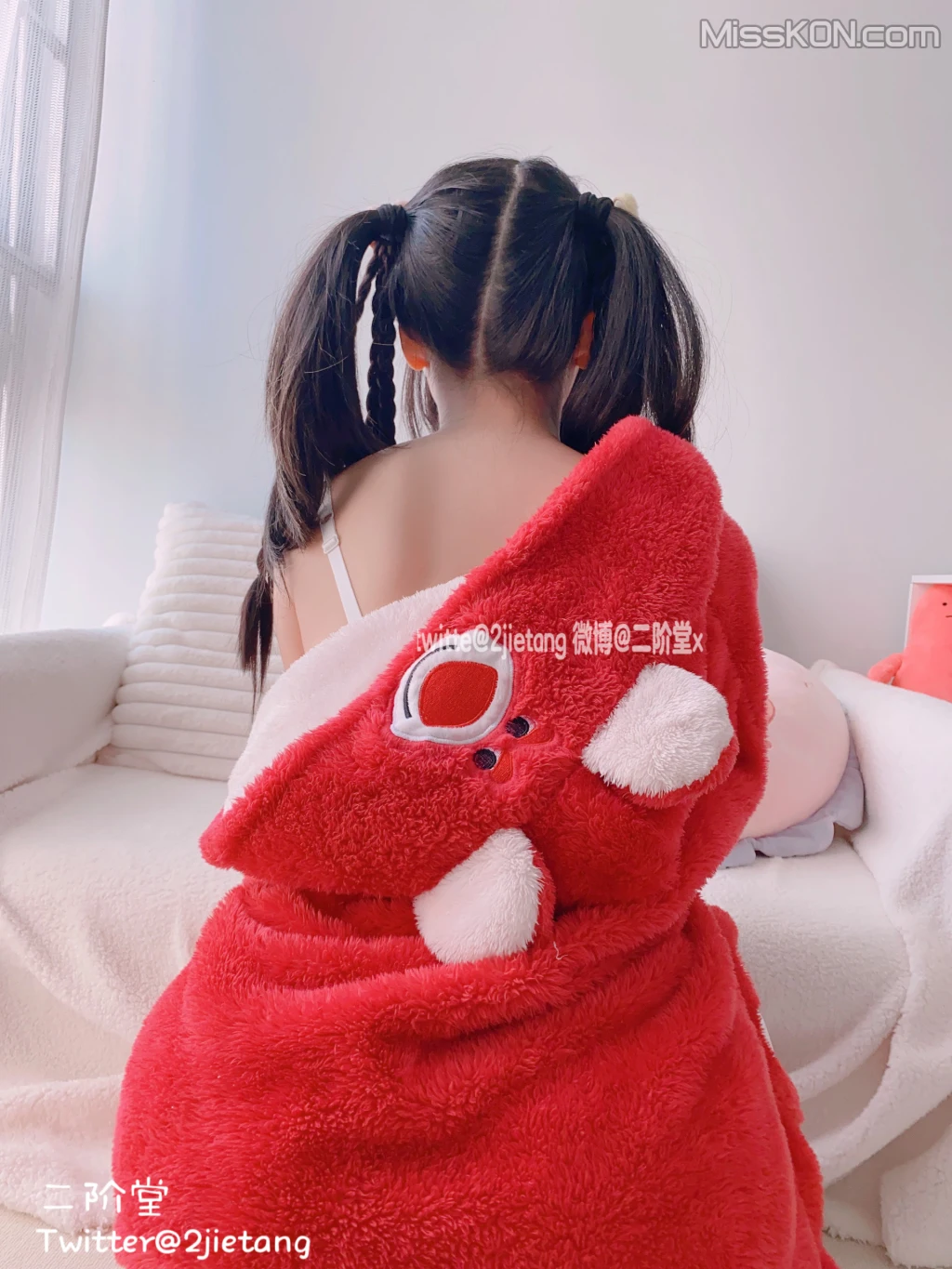 Coser@二阶堂: 红色熊衣 (134 photos )