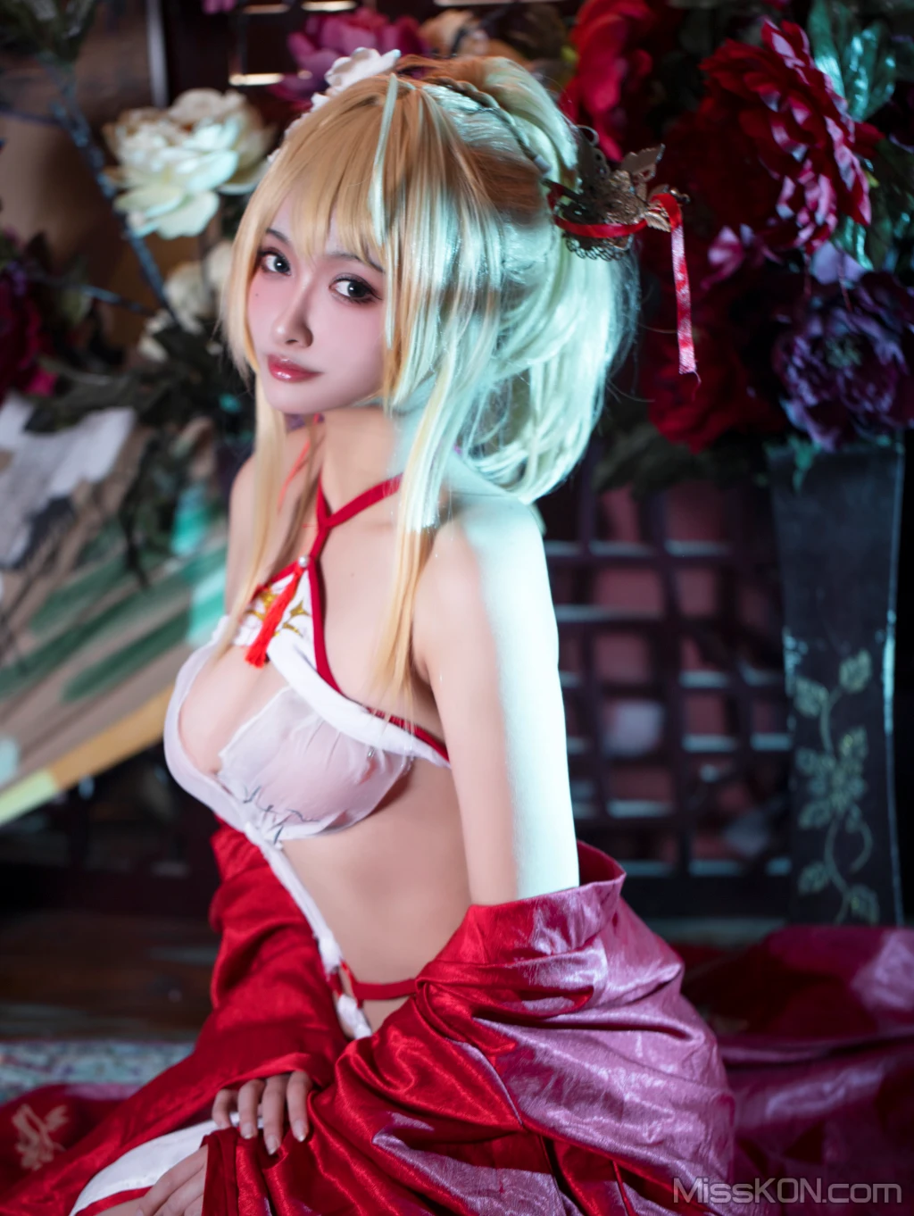 Coser@洛璃LoLiSAMA: 光荣凉夜香雪 (36 photos)