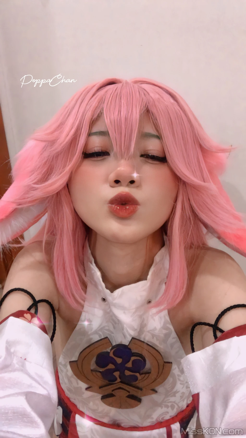 Coser@PoppaChan: Yae Miko (55 photos)