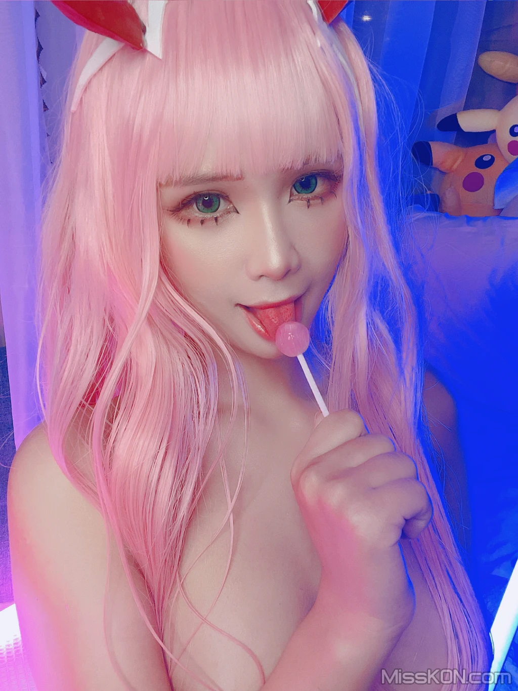 Coser@Pyon: Zero Two (42 photos + 3 videos) – Page 3