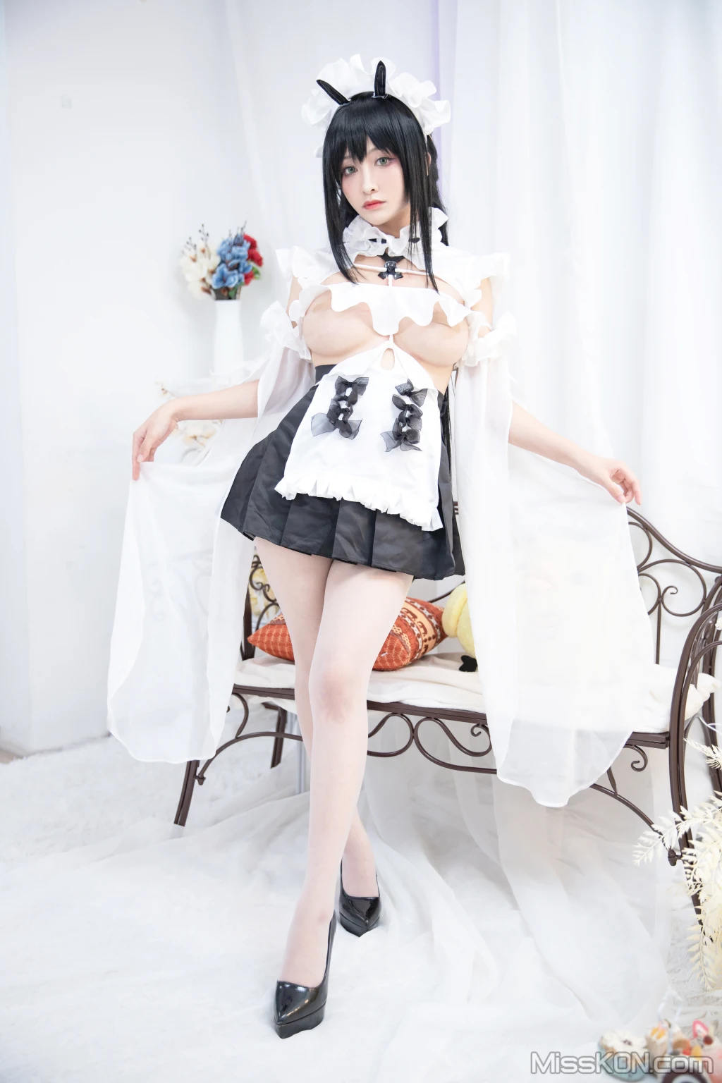 Coser@洛璃LoLiSAMA:不挠女仆 (69 photos)