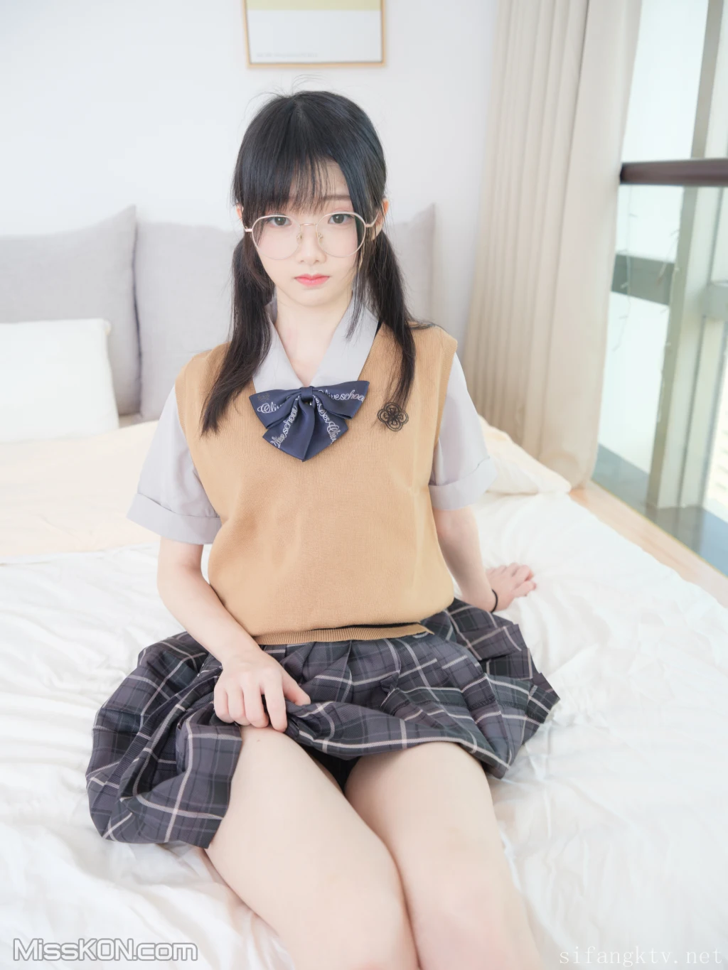 [紧急企划] R18 奶糖: 初恋般的感觉 (99 photos + 1 video) – Page 2