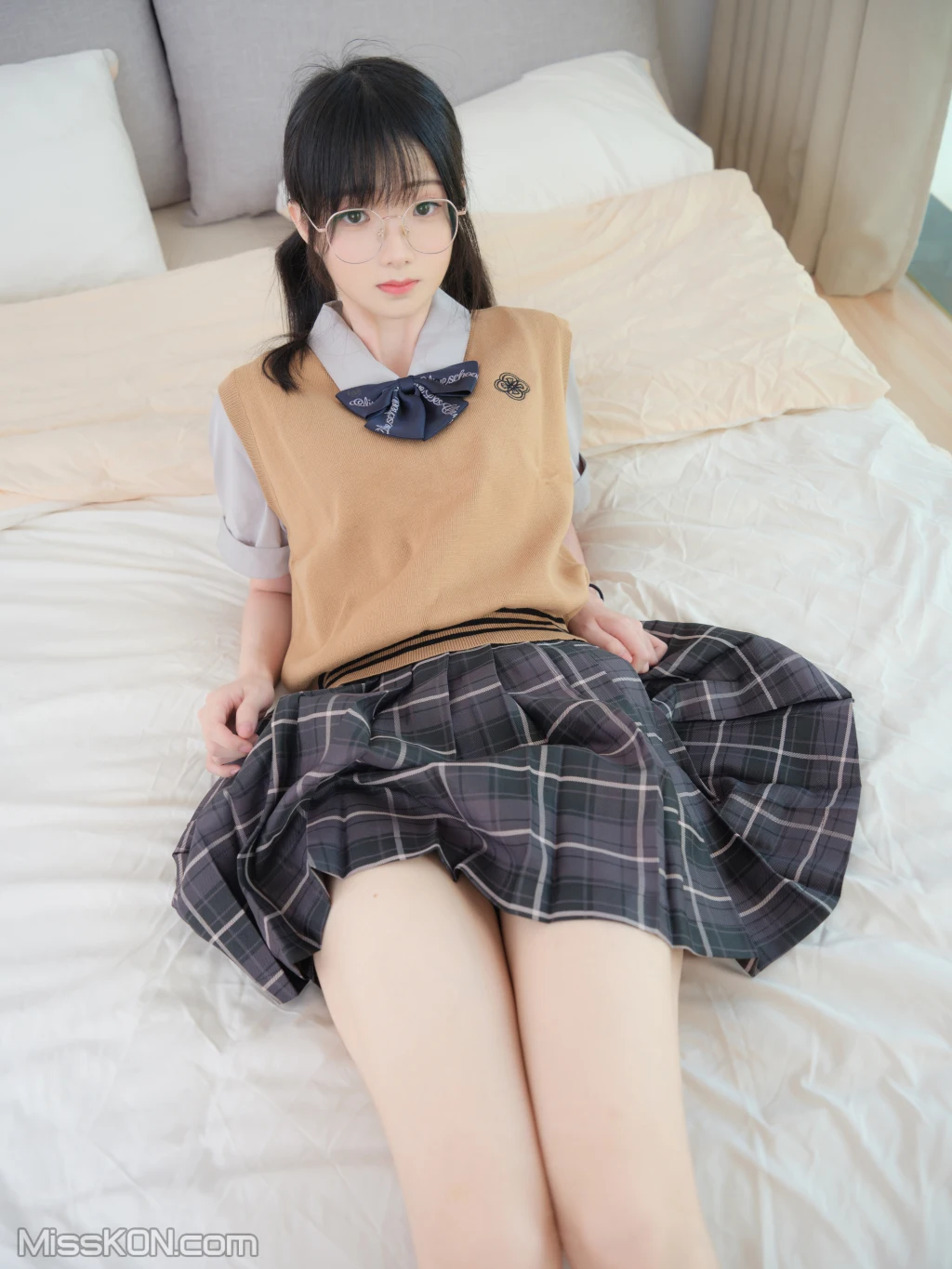 [紧急企划] R18 奶糖: 初恋般的感觉 (99 photos + 1 video) – Page 2