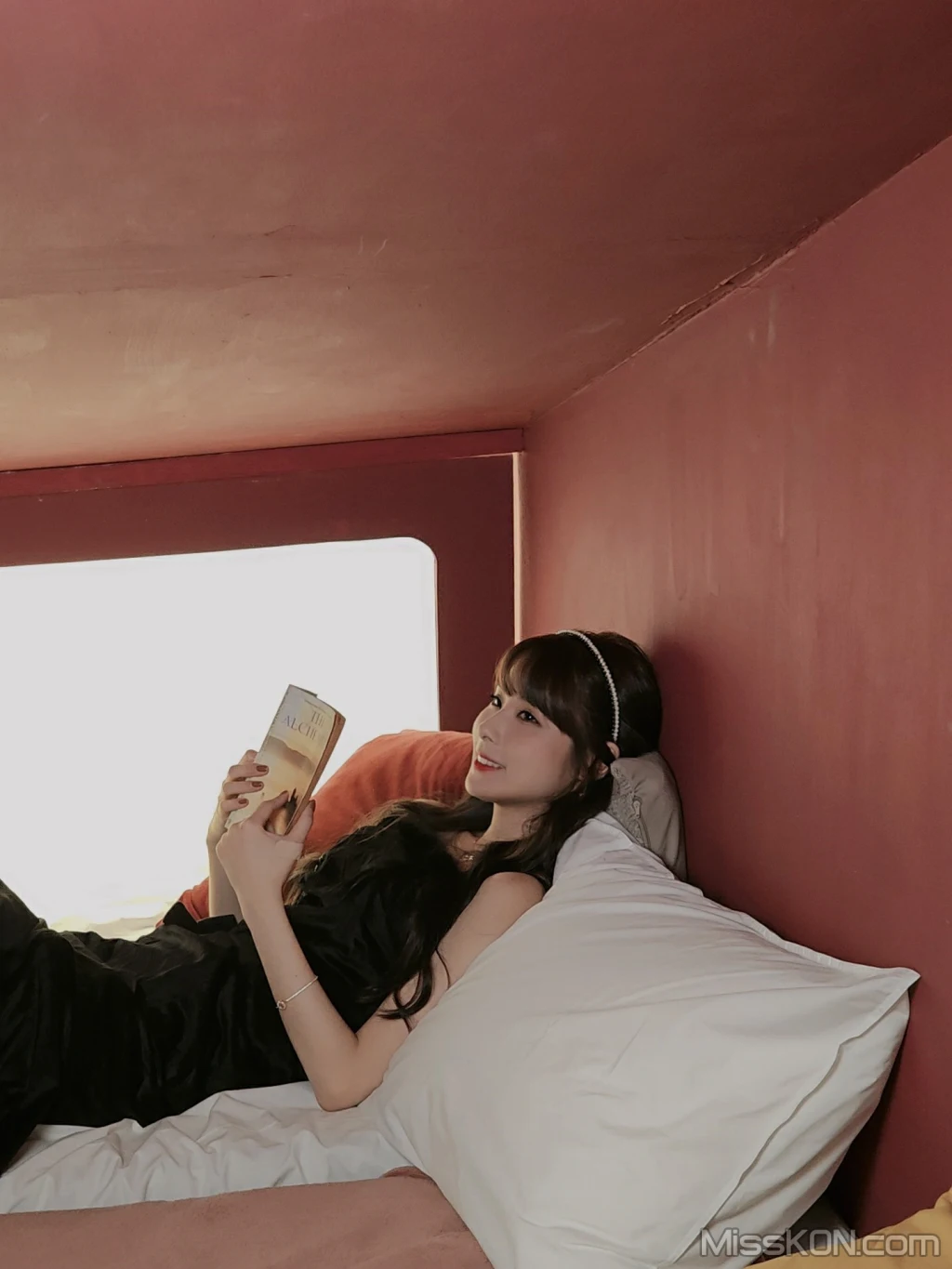 Coser@泥泥汝: 女仆与小屋 (218 photos + 14 videos) – Page 9