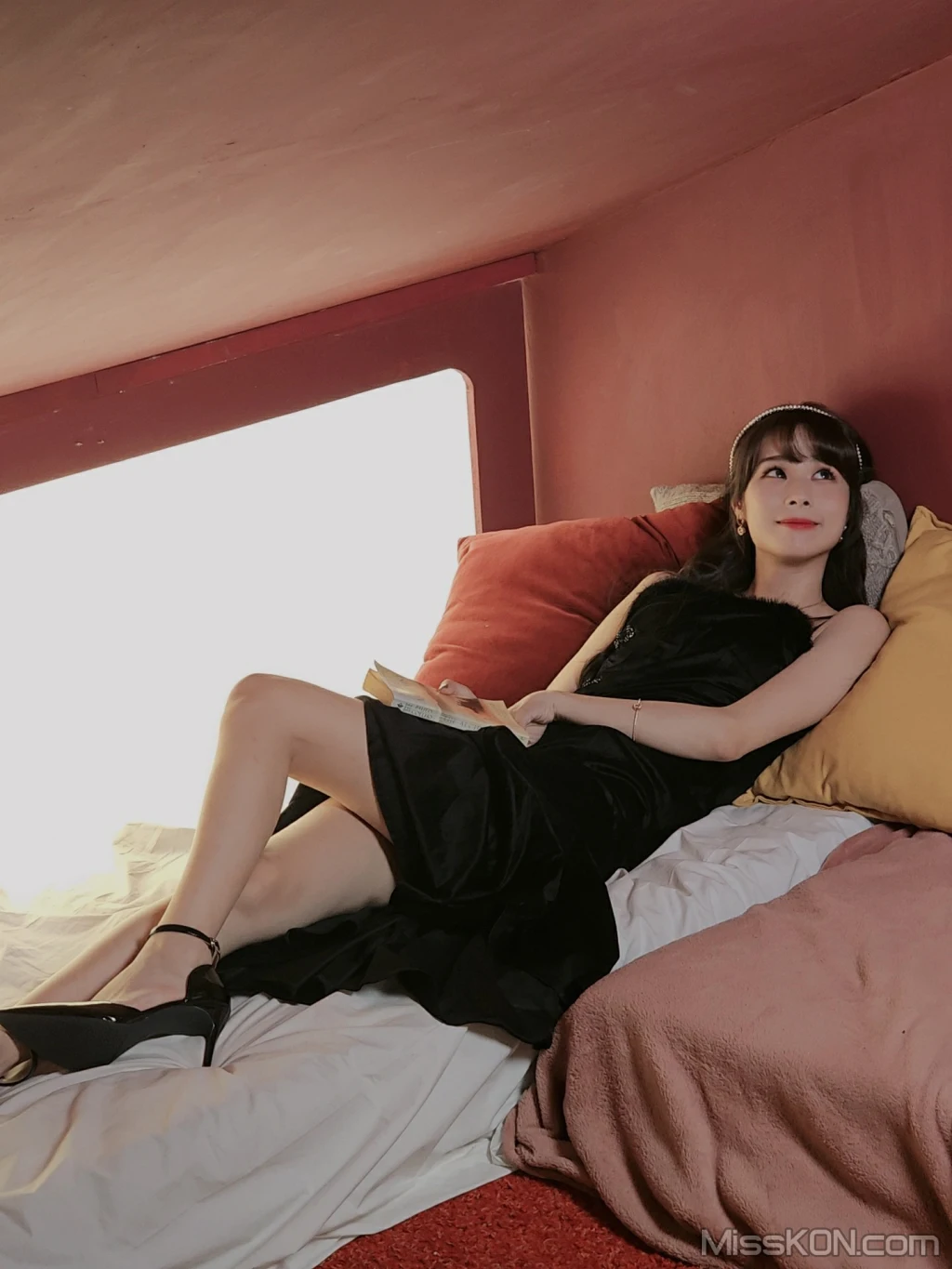 Coser@泥泥汝: 女仆与小屋 (218 photos + 14 videos) – Page 11