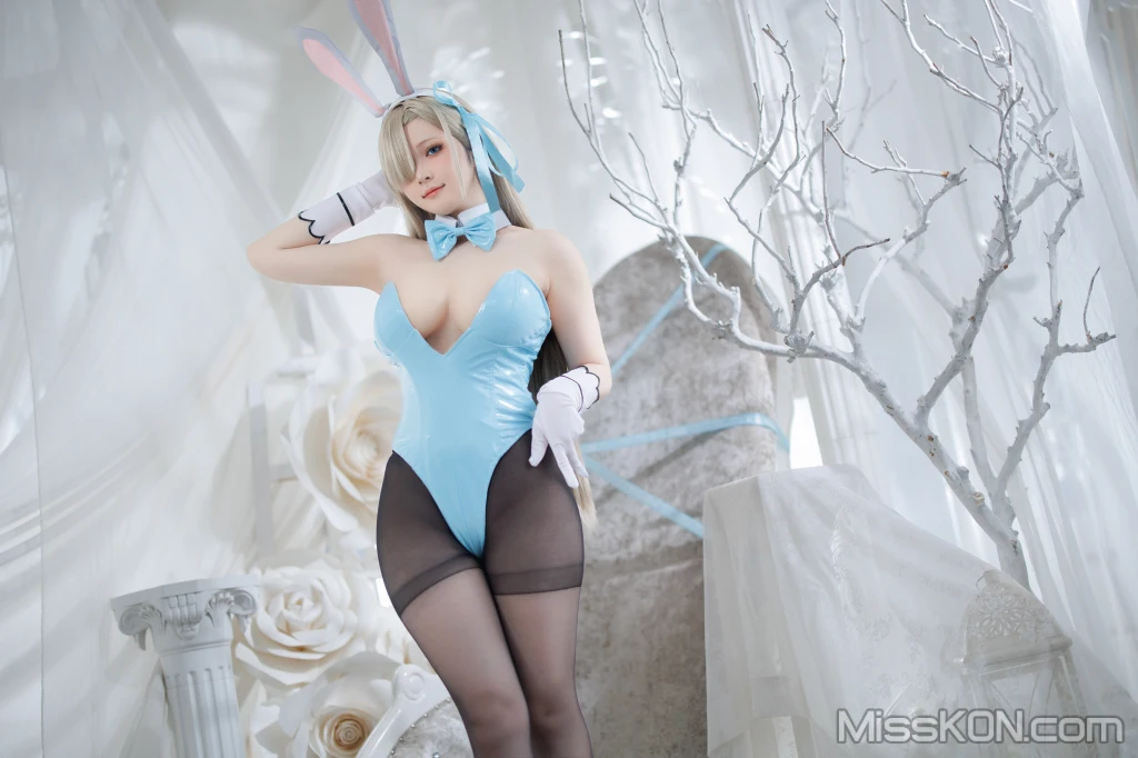 Coser@屿鱼: 明日奈兔女郎 (22 photos)