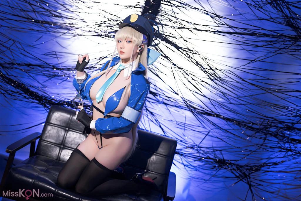 Coser@星之迟迟Hoshilily: 碧蓝档案 飞鸟马时 (58 photos)