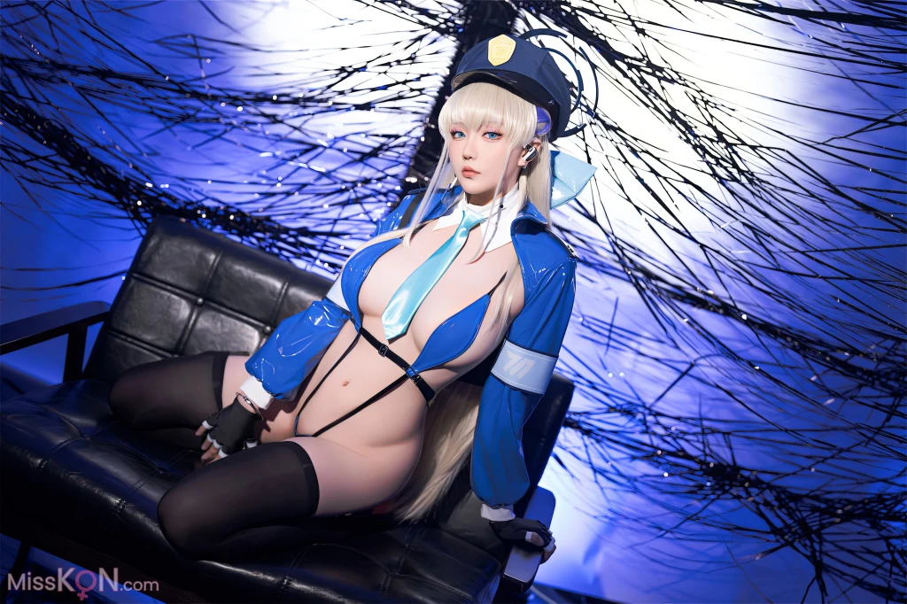 Coser@星之迟迟Hoshilily: 碧蓝档案 飞鸟马时 (58 photos)