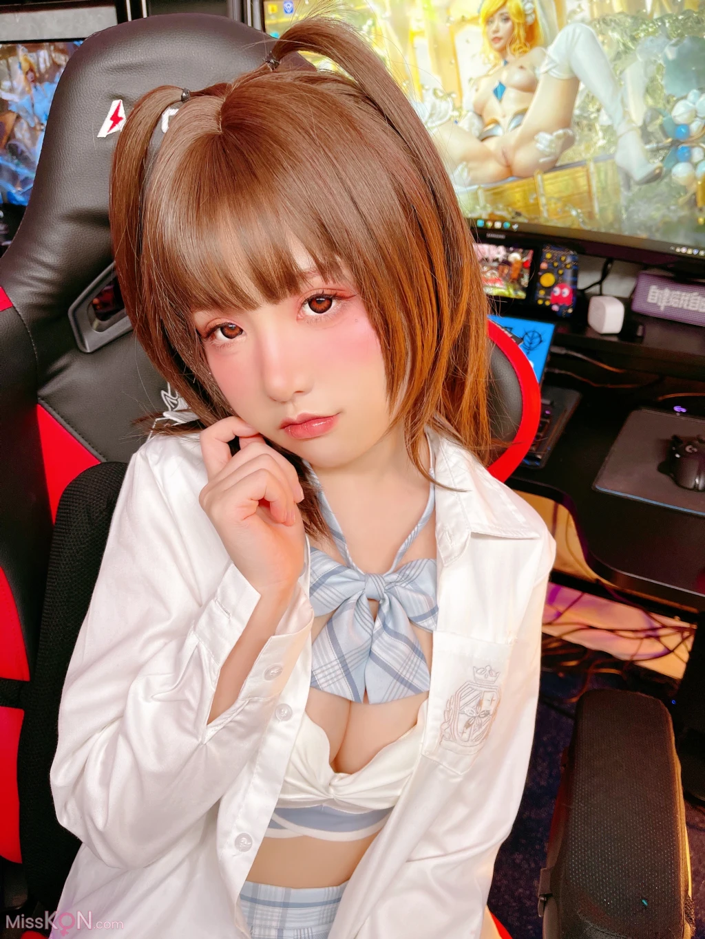 Coser@爆机少女喵小吉 (Nekokoyoshi): 小吉的电玩时间 (44 photos)