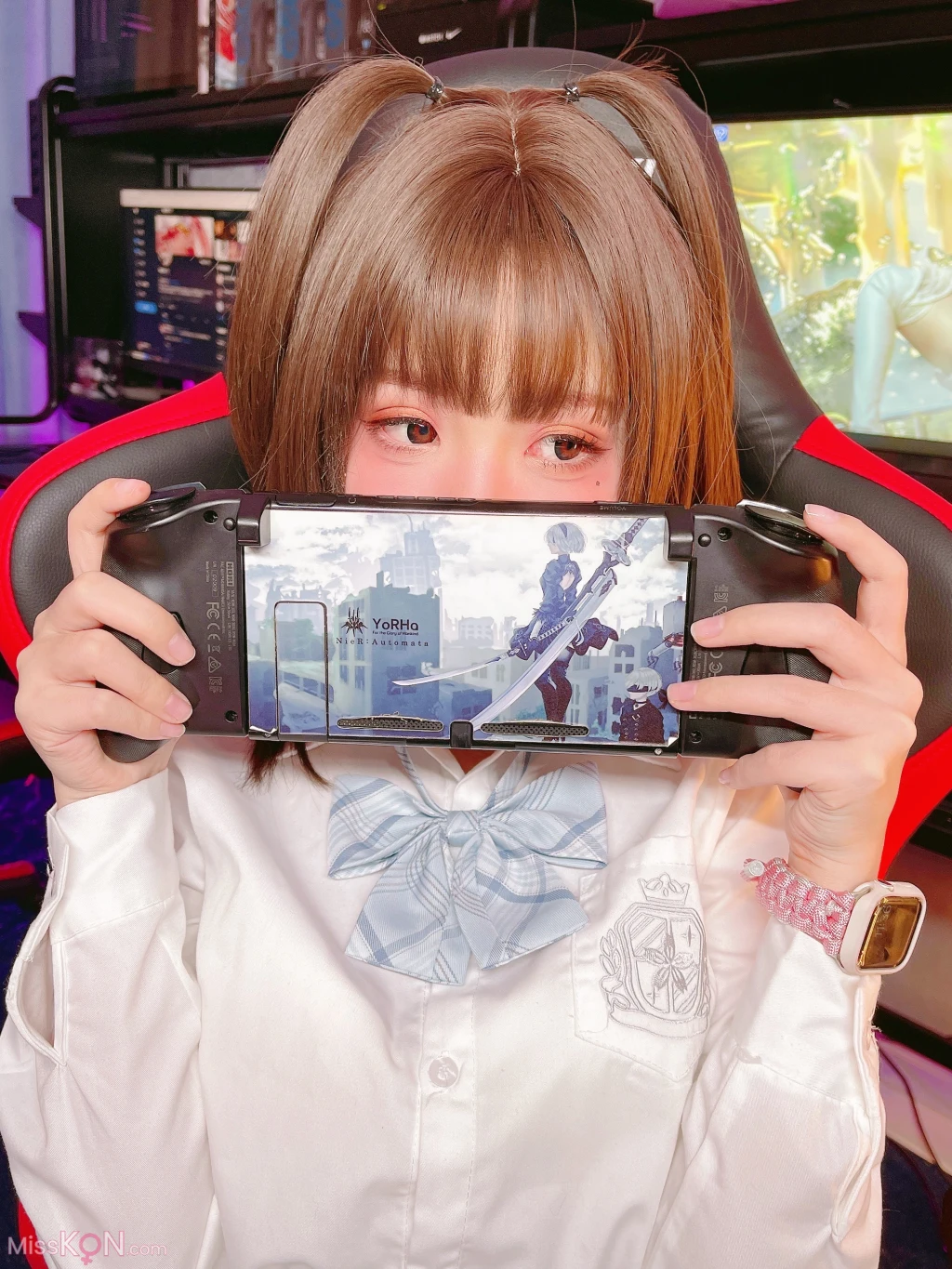 Coser@爆机少女喵小吉 (Nekokoyoshi): 小吉的电玩时间 (44 photos)