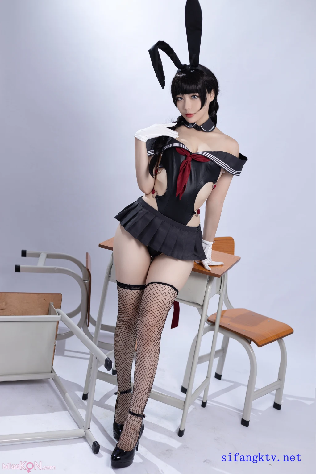 Coser@九言: 卯月桃子 (33 photos)