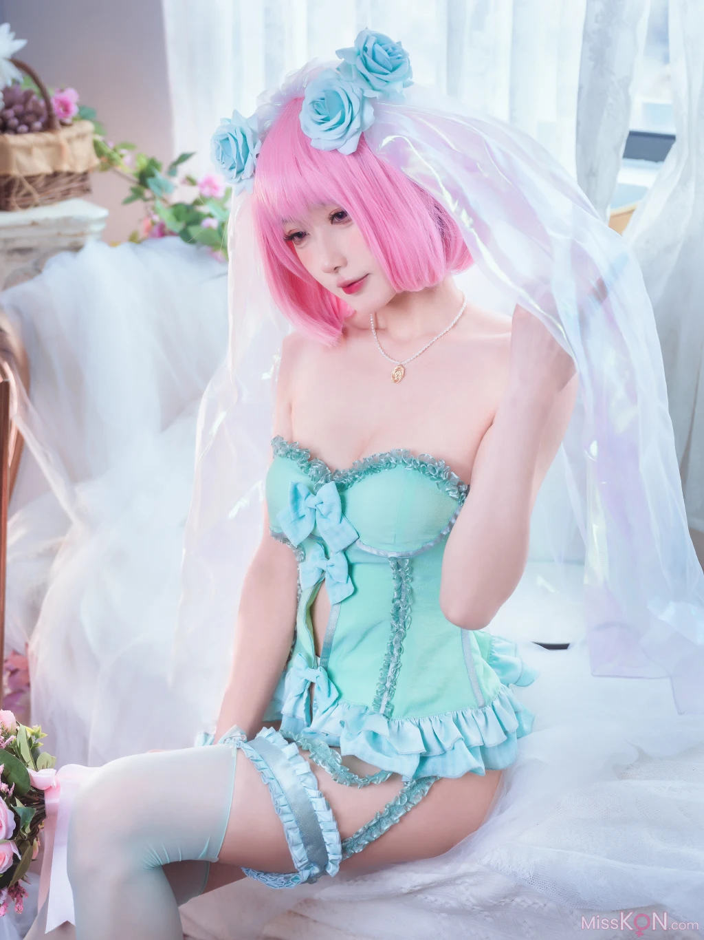 Coser@阿包也是兔娘: 王女梦梦 婚纱内衣 (33 photos) – Page 2