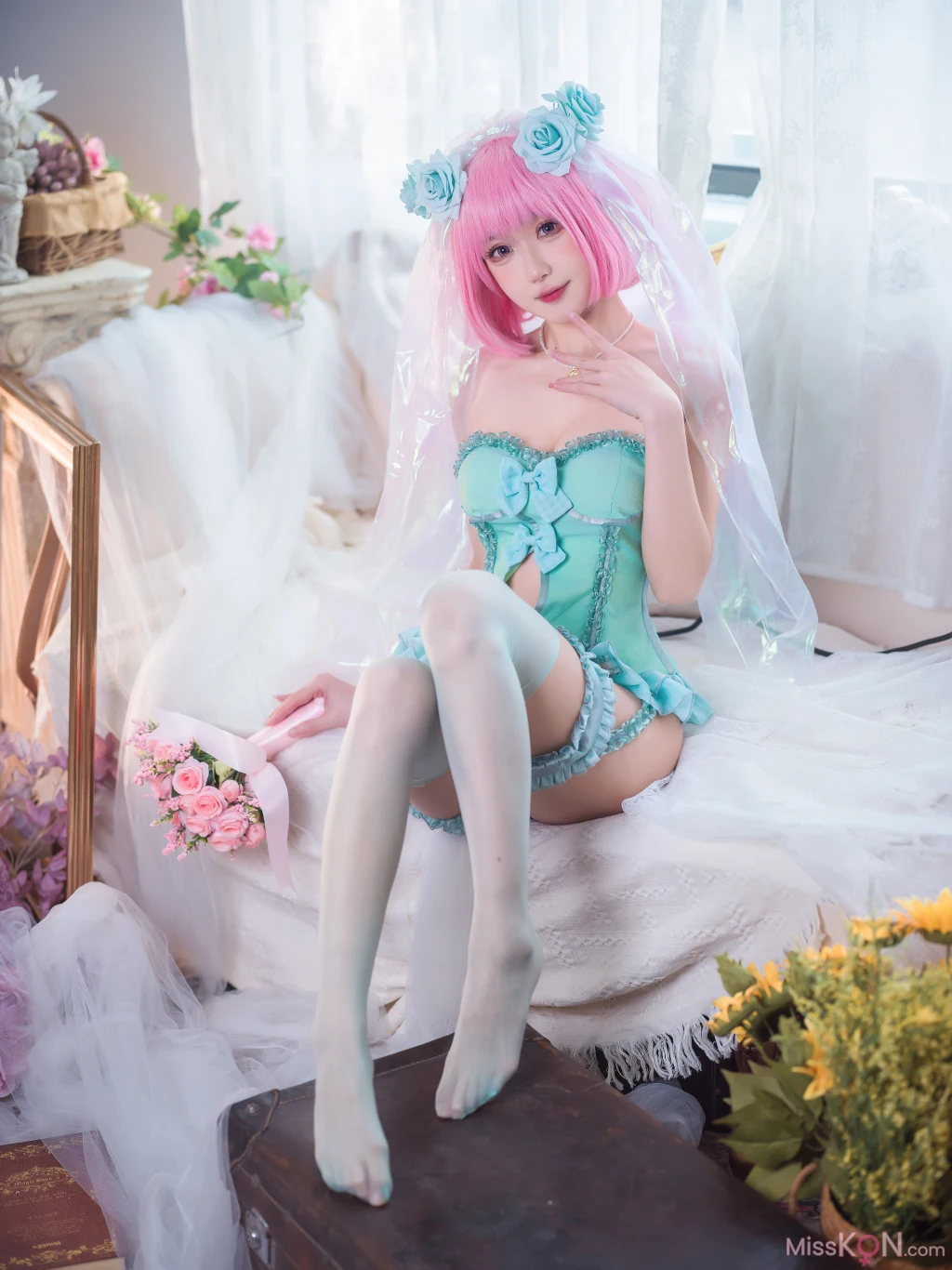 Coser@阿包也是兔娘: 王女梦梦 婚纱内衣 (33 photos) – Page 2