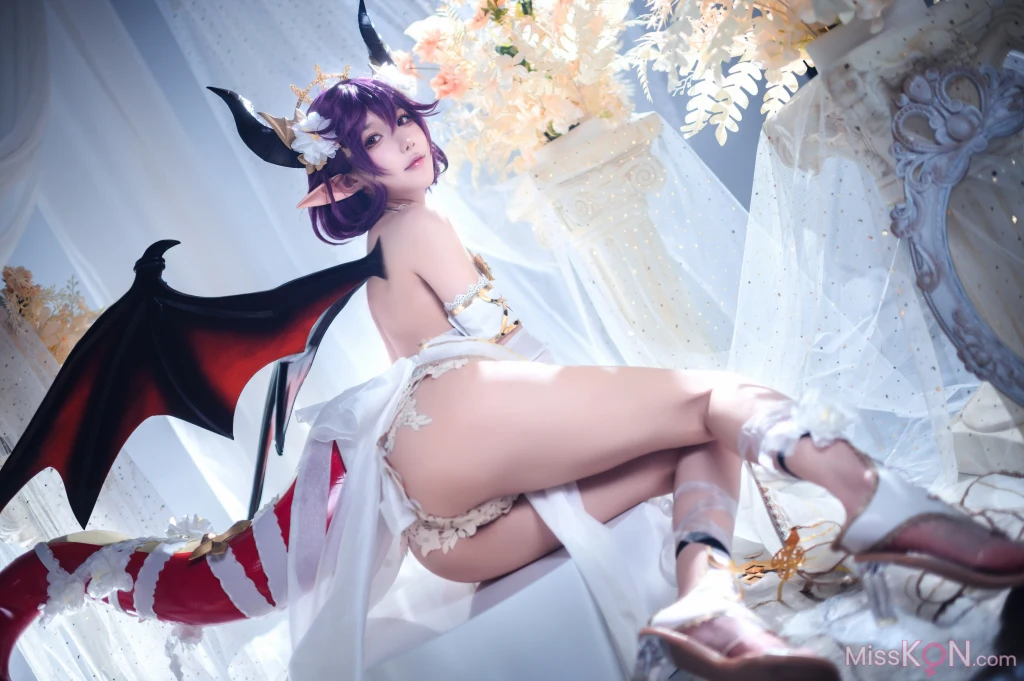 Coser@阿包也是兔娘: 龙姬古蕾娅 (35 photos)