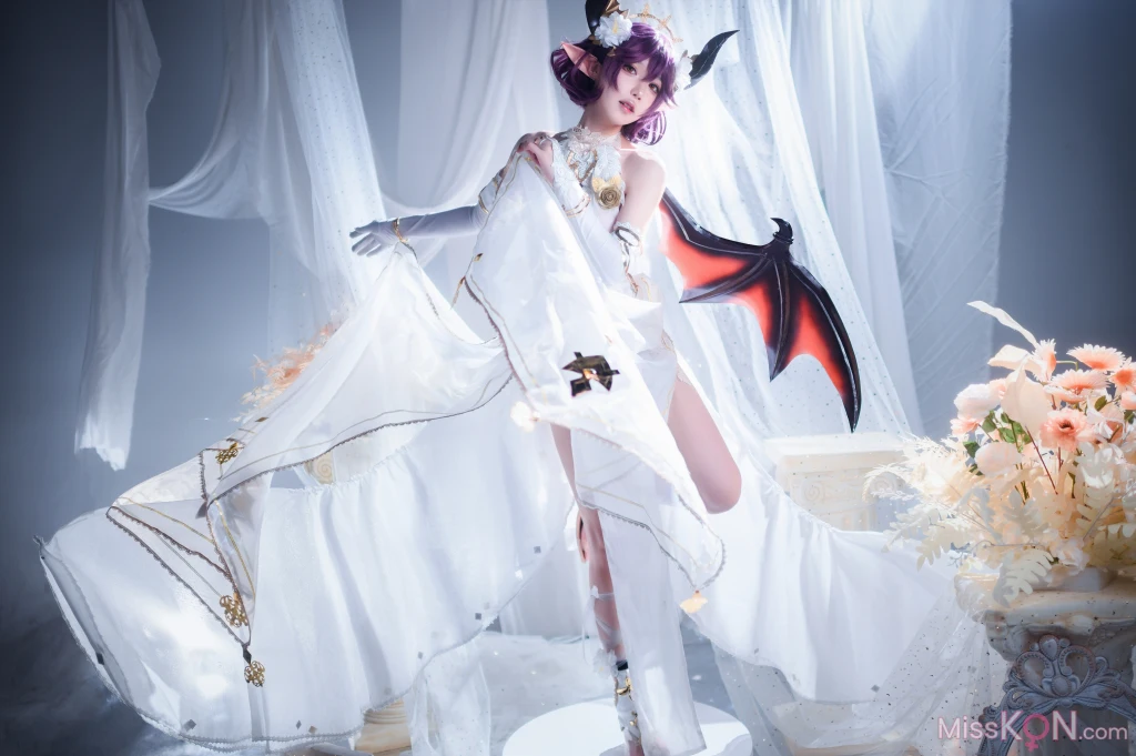 Coser@阿包也是兔娘: 龙姬古蕾娅 (35 photos)