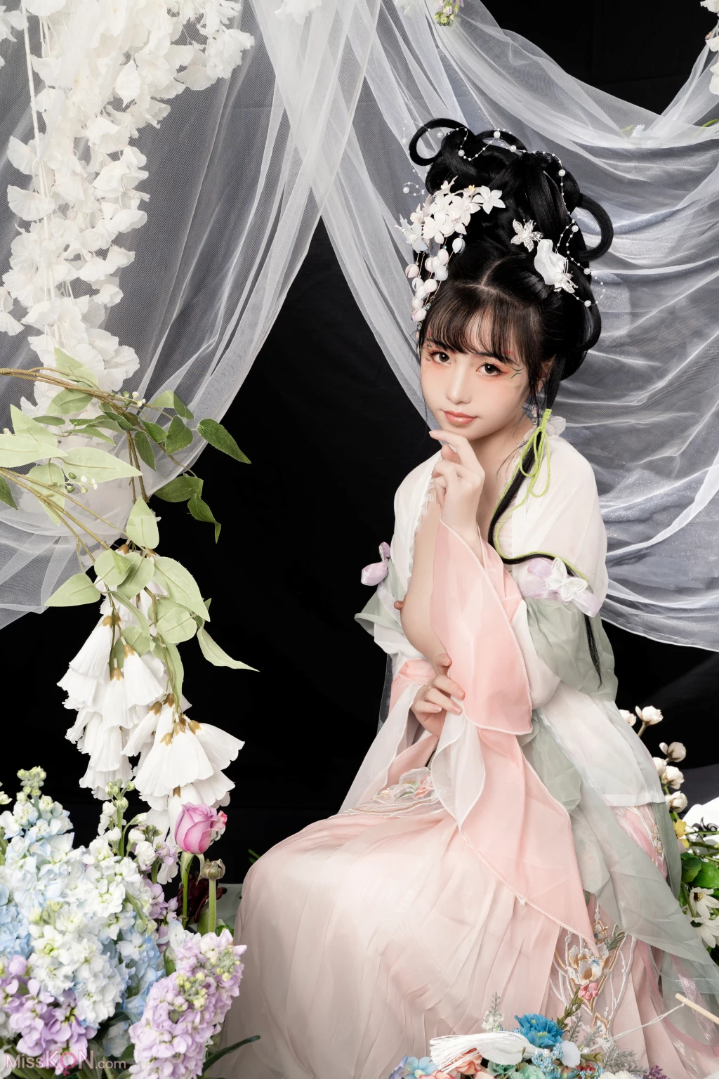 Coser@爆机少女喵小吉 (Nekokoyoshi): 花间集 (85 photos )