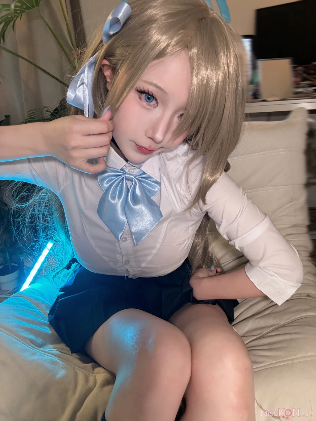 Coser@切切Celia: 明日奈制服自拍 (17 photos + 7 videos)