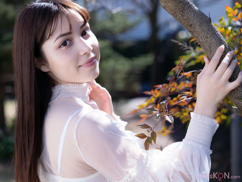 [JP] Michelle Megumi (ミッシェル愛美): 恋が咲くとき (86 photos)